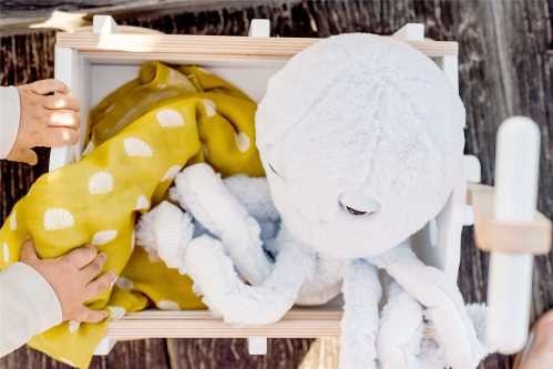 PELUCHE OB PULPO REEF 38cm AZUL PASTEL - Imagen 3